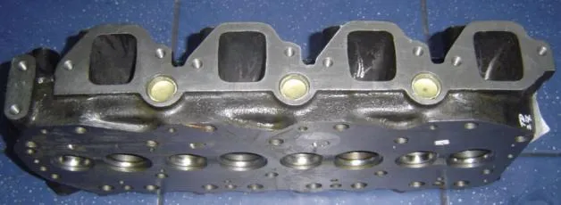 [11039-43G03 / CYH28655] TD27 E24 / D22 CYLINDER HEAD BARE